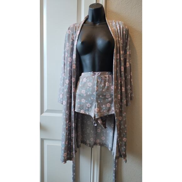 Nanette Lepore women's  2pc robe and Short Sleepwear Sz L/G. - Picture 5 of 16